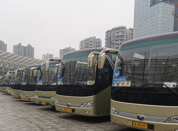 成都市內旅游大巴車包車價格